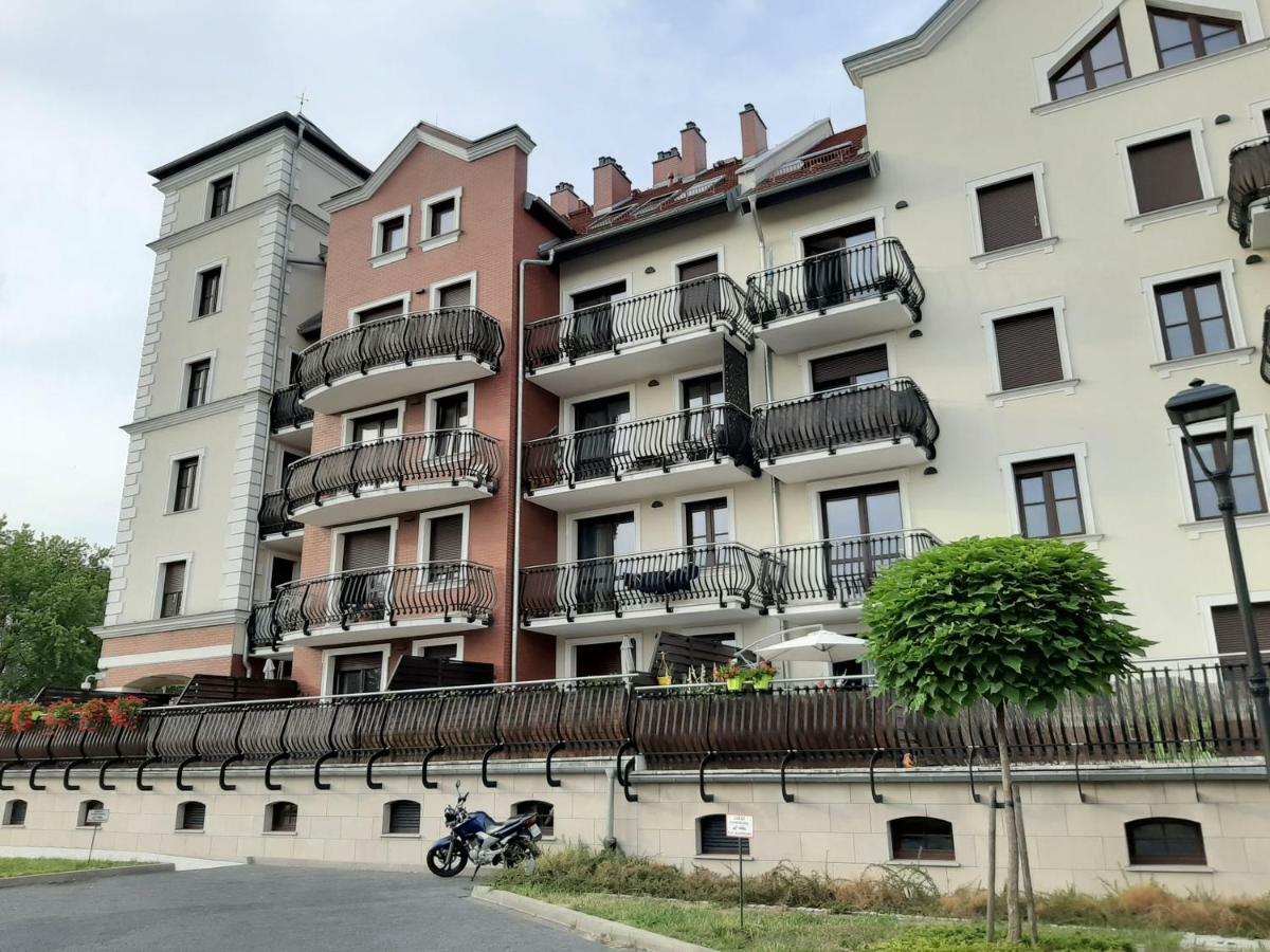 Apartamenty Lubin - Kamieniczka W Centrum エクステリア 写真